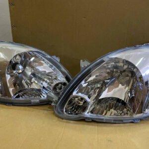 Faro De Yaris 2003/2005