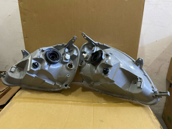 Faro De Yaris 2003/2005 - Imagen 3