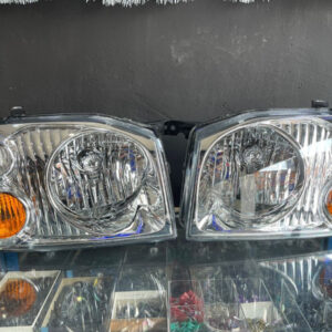Faros De Misa Nissan Frontier 2004/2009