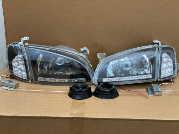 Faros Starlet 96/99 Led  Venta Solo Por Juego - Imagen 2