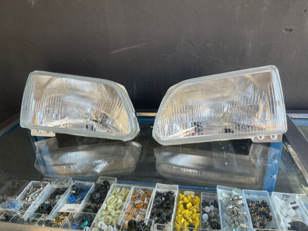 Faros Toyota Starlet 90/93