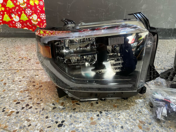 Faros Tundra Platinium 2014/2021 Led Fondo Negro (solo Par) - Imagen 4