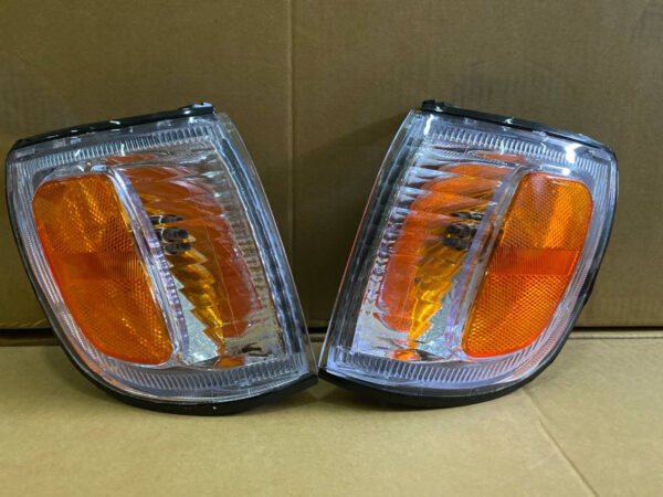 Mica De Cruce De Faro Toyota 4runner 99/2002  Venta Por Par - Imagen 3
