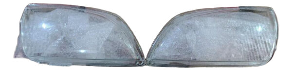 Pantalla De Faros Fiesta Balita 2000/2003 (par)