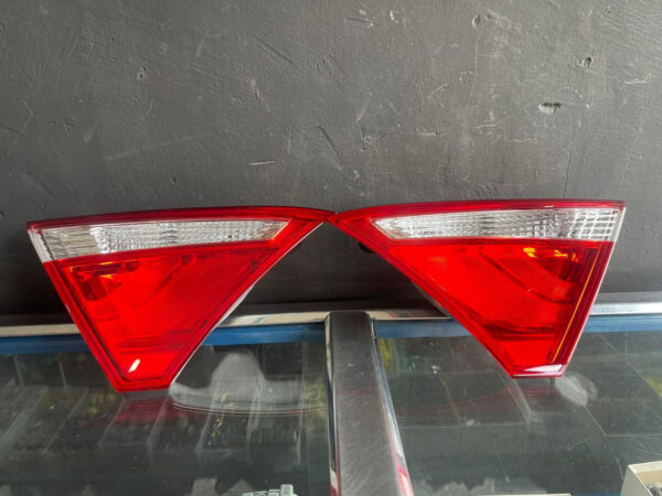 Stop De Maletera Camry 2015/2018 - Imagen 2