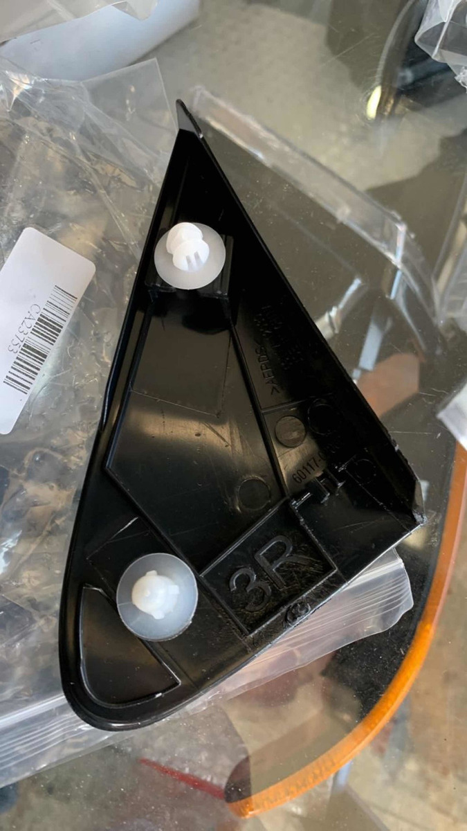 Tapa Triangular Exterior Guardafango Corolla 2009-2014 - Imagen 3